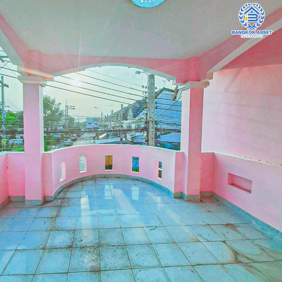 *****ทาวน์เฮ้าส์มือสอง ย่านนนทบุรี ม.มนวดีพาร์ค วัดลาดปลาดุก บ้านตกแต่งใหม่ เนื้อที่ 23.4 ตร.ว. ฟังก์ชัน 3 ห้องนอน 2 ห้องน้ำ 1 ที่จอดรถ ทาวน์เฮ้าส์ดีไซน์สวย แถมฟรี เครื่องปรับอากาศ 1 เครื่อง บนทำเลแห่งการเดินทาง ใกล้รถไฟฟ้าสายสีม่วง "สถานีคลองบางไผ่" ใกล้เซ็นทรัลเวสต์เกต ในราคาสุดคุ้ม